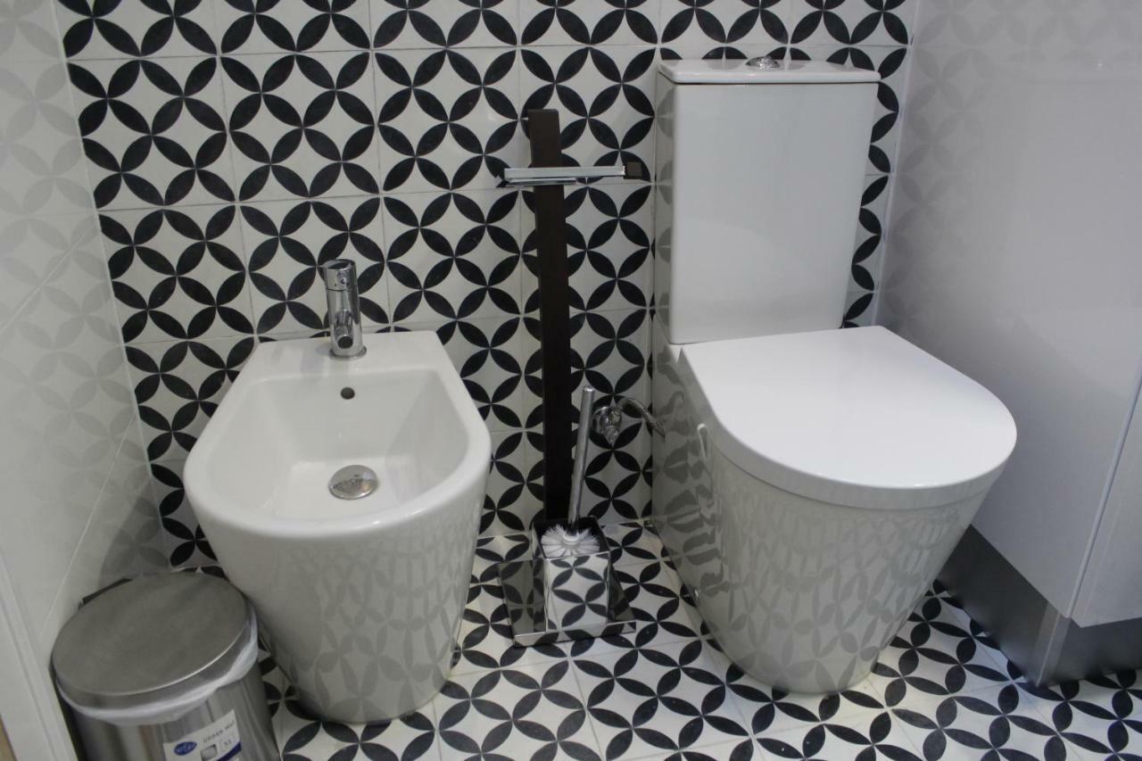 Augusta Street - 4 Esq Apartment Lisbon Bagian luar foto